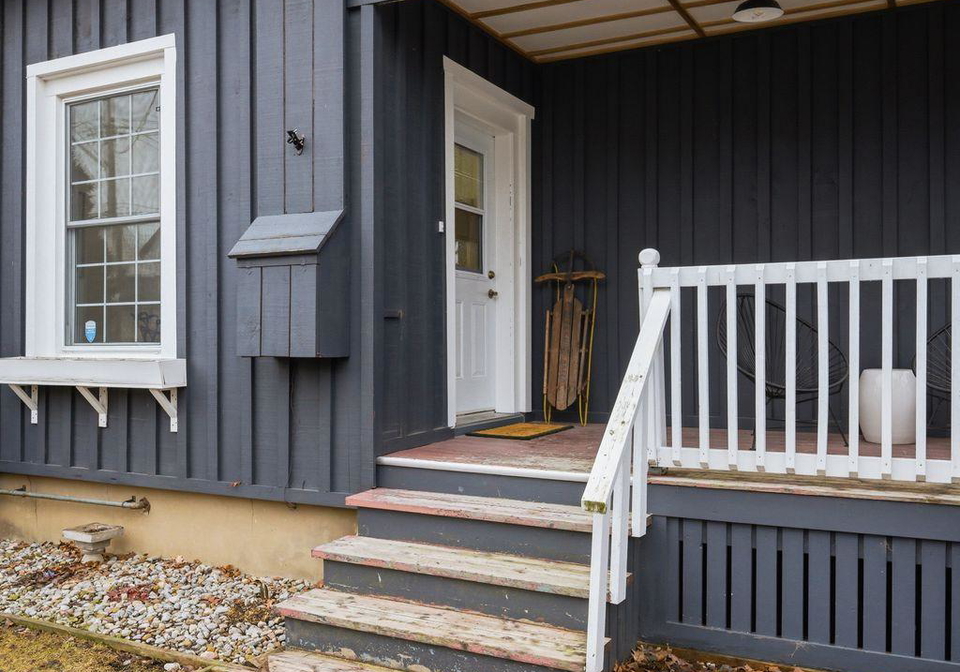 299-noxon-avenue-prince-edward-county-ontario-x12955142