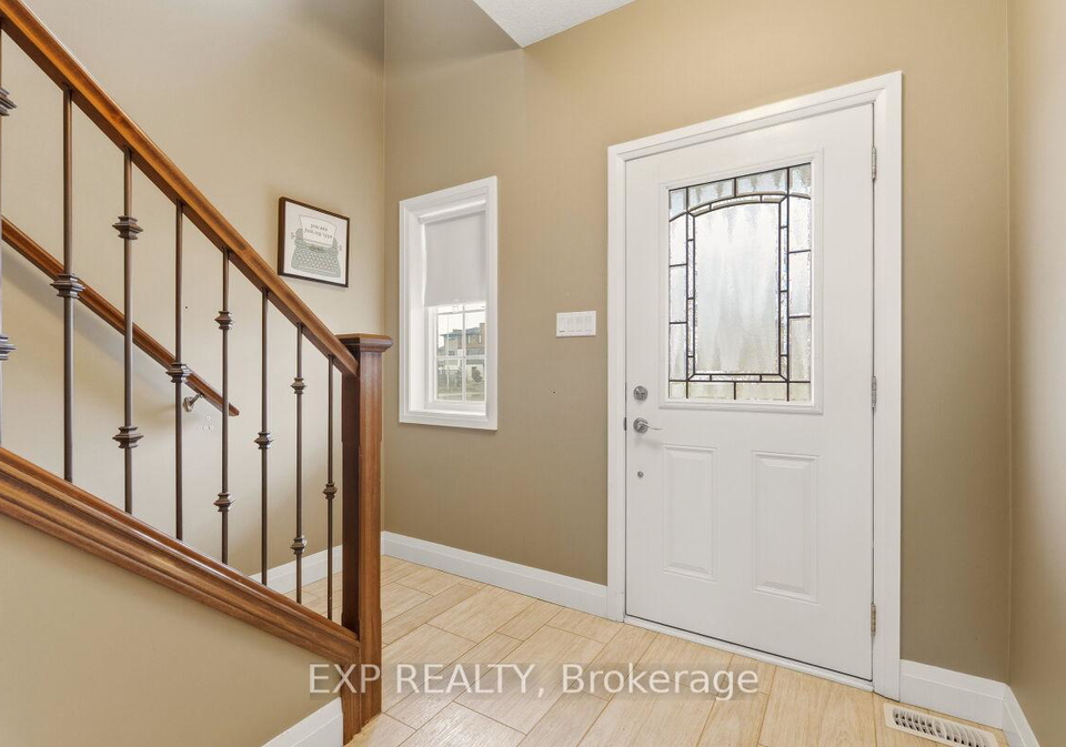 2091-cherrywood-trail-e-london-north-ontario-x12955902