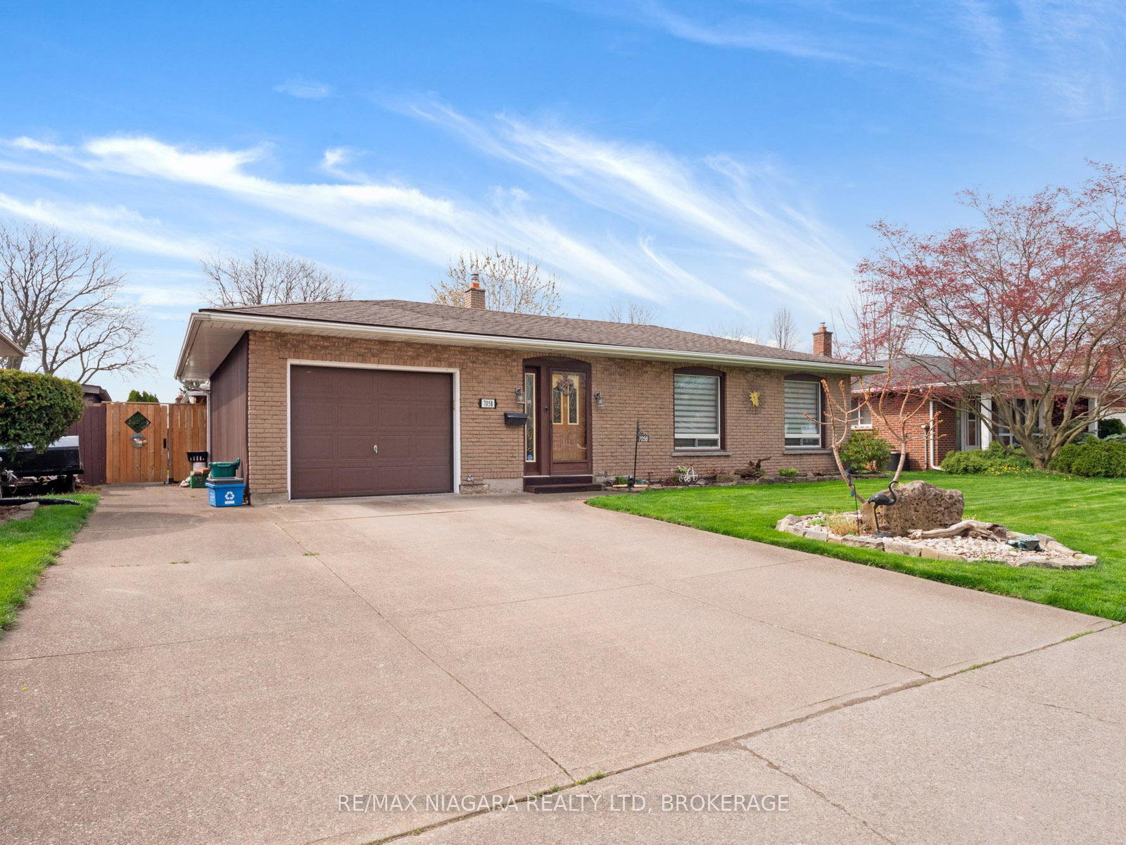 7058-freeman-street-niagara-falls-ontario-x12956104