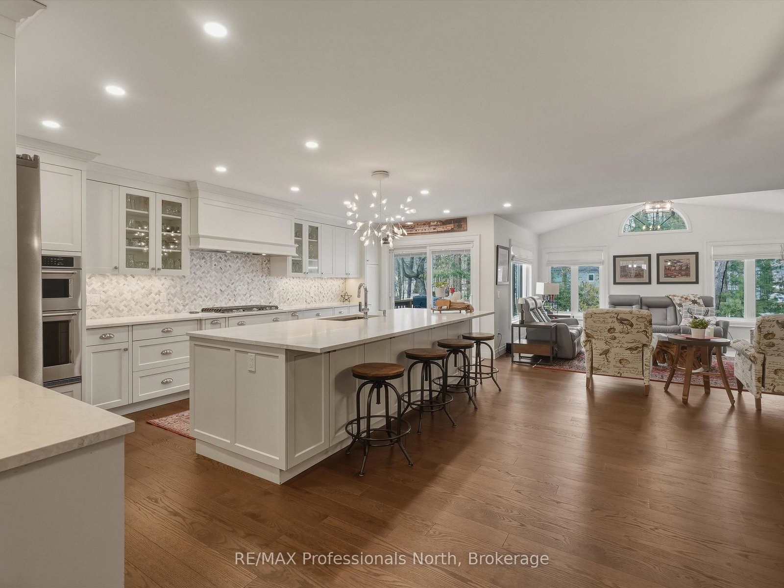 8-woods-hollow-gravenhurst-ontario-x12956154