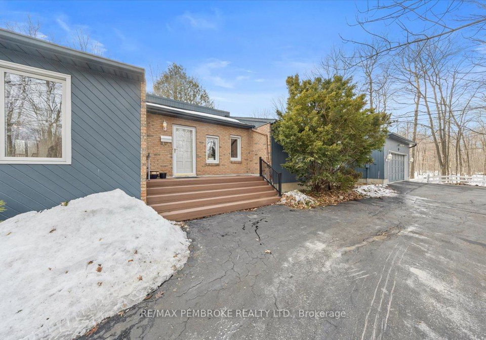 1235-millburn-crescent-ottawa-ontario-x12956172