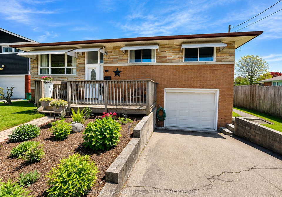 13-ridgewood-avenue-port-colborne-ontario-x12956262