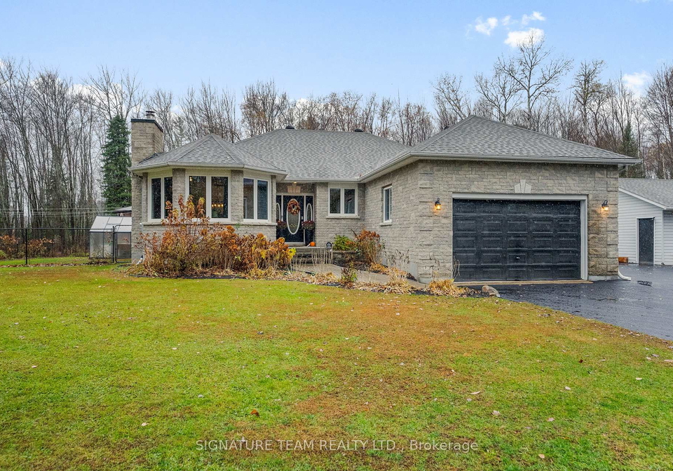 165-sufian-street-laurentian-valley-ontario-x12956286