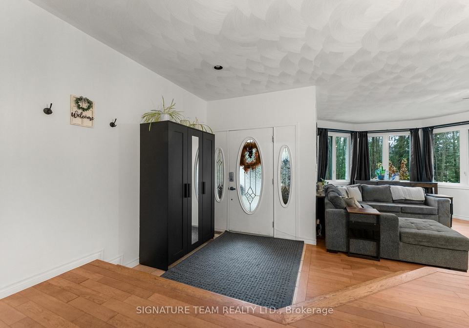 165-sufian-street-laurentian-valley-ontario-x12956286