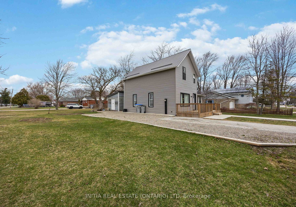 2565-elizabeth-street-oil-springs-ontario-x12956316