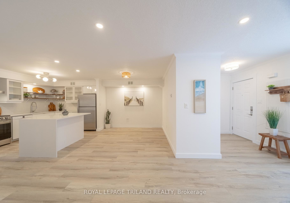 8-oak-street-lambton-shores-ontario-x12956574