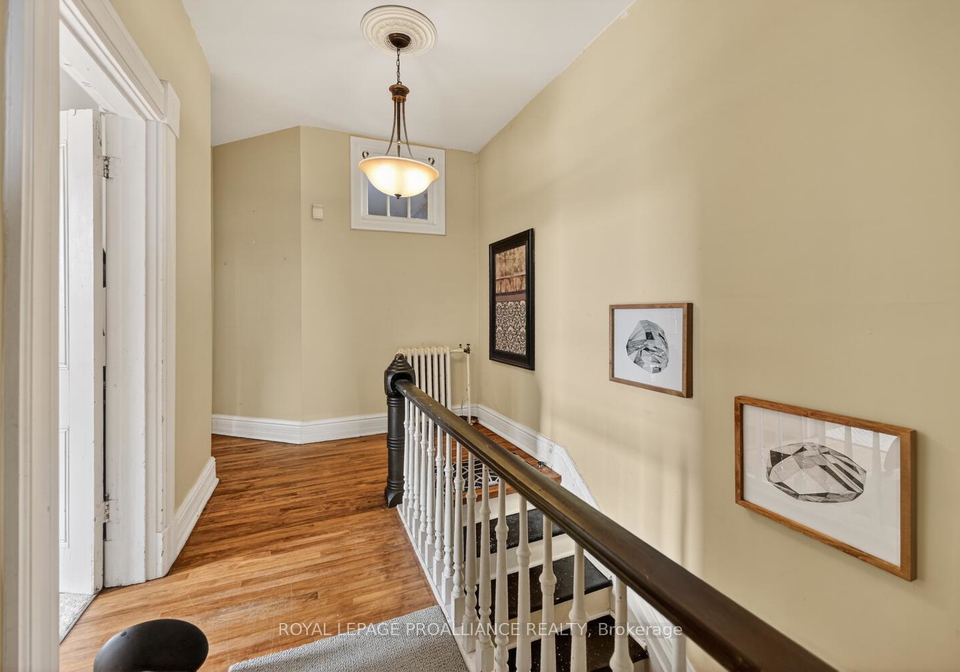 2-42-king-street-e-brockville-ontario-x12956588