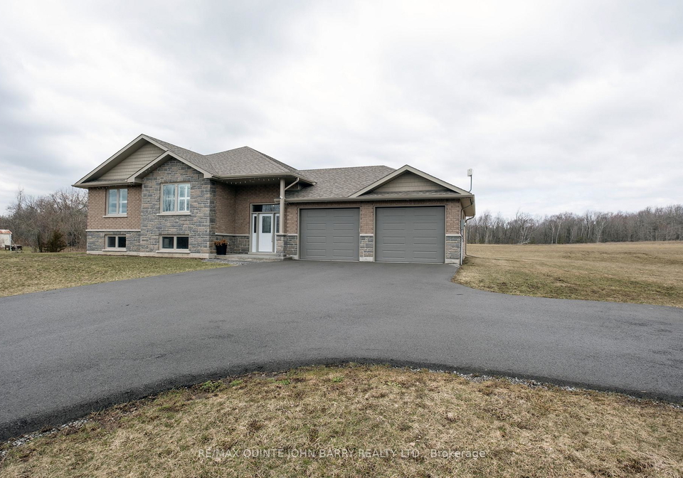 16532-highway-2-quinte-west-ontario-x12956720