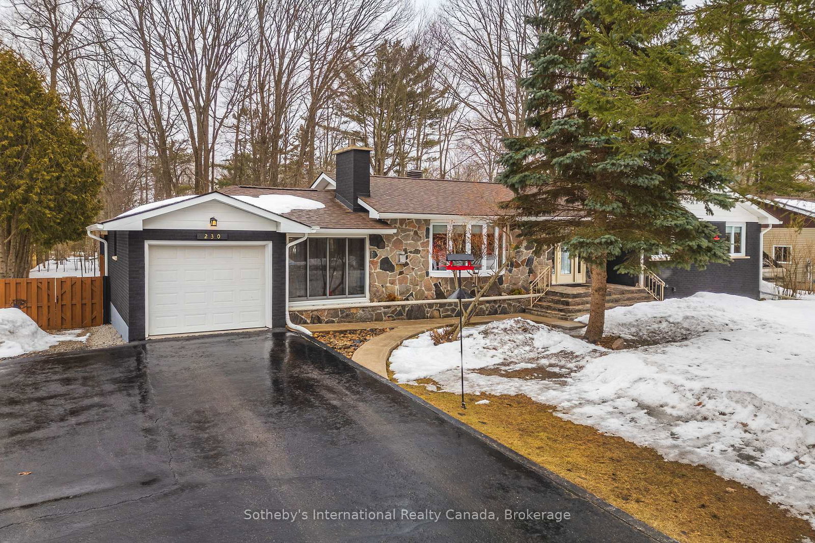 230-alexander-street-gravenhurst-ontario-x12956778