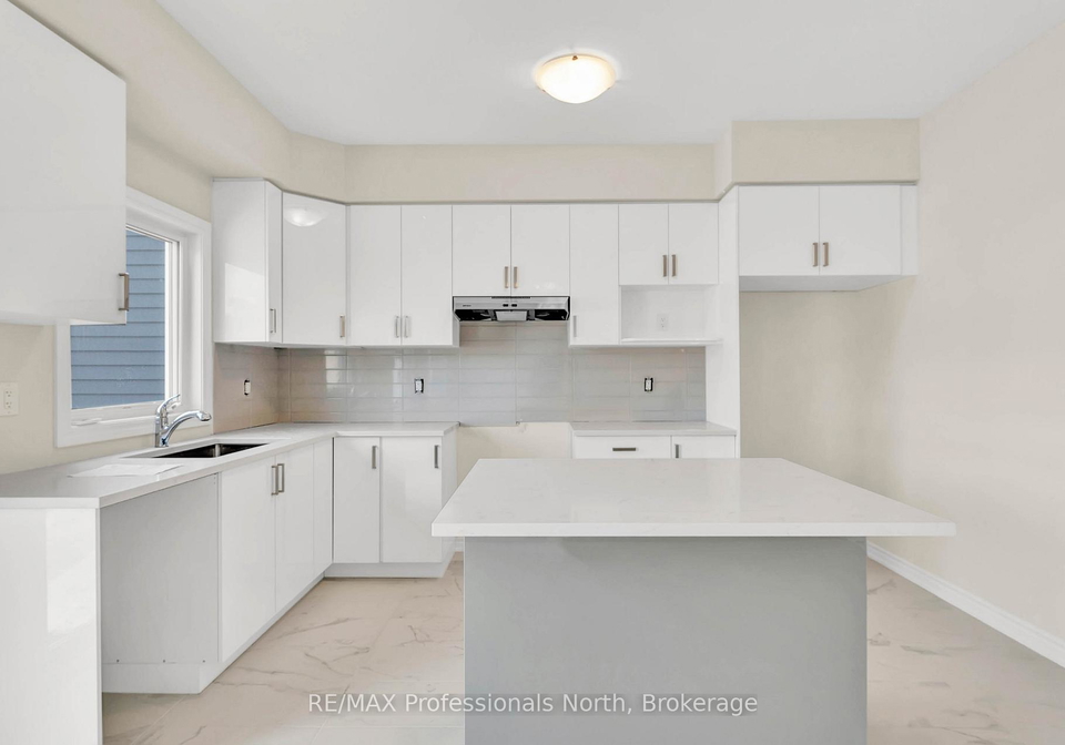 230-beechwood-forest-lane-gravenhurst-ontario-x12957018