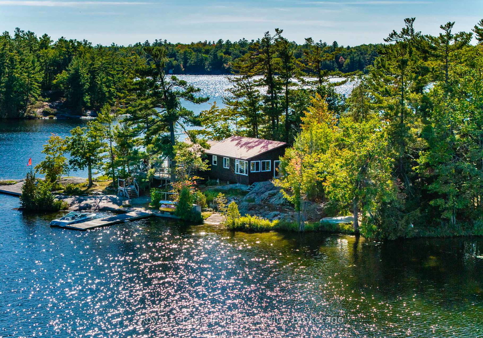 2-is-190-island-georgian-bay-ontario-x12957384