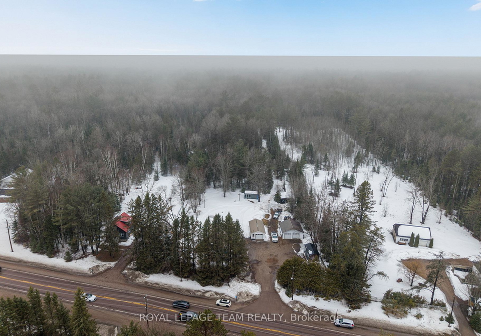 32779-highway-17-laurentian-hills-ontario-x12957442