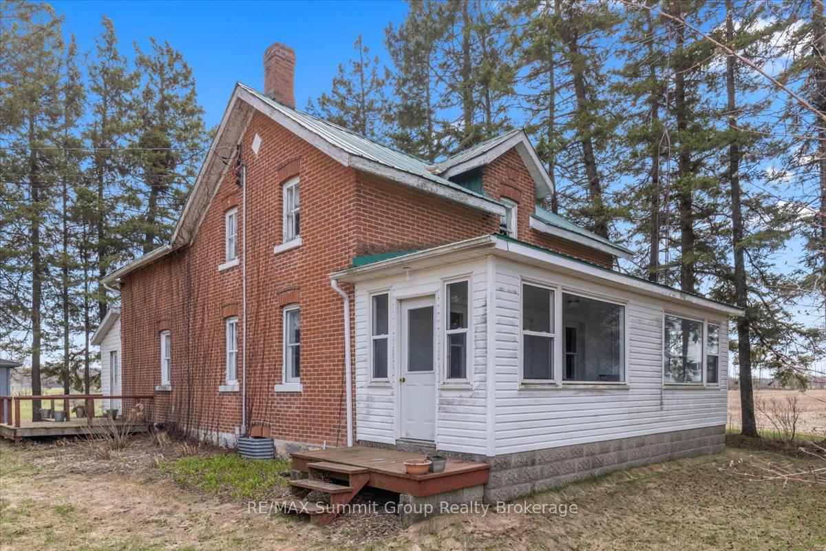 595181-4th-line-blue-mountains-ontario-x12957626