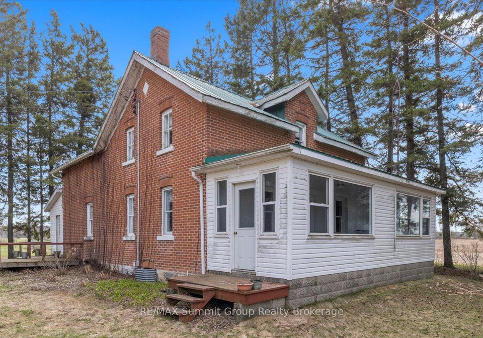 595181-4th-line-blue-mountains-ontario-x12957626