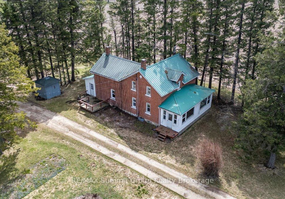 595181-4th-line-blue-mountains-ontario-x12957626