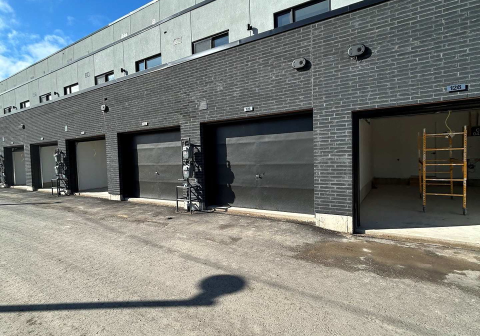 124-everett-common-st-catharines-ontario-x12957700