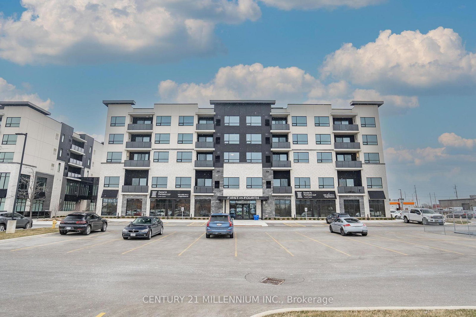 300b-on-the-fourth-avenue-n-st-catharines-ontario-x12957760