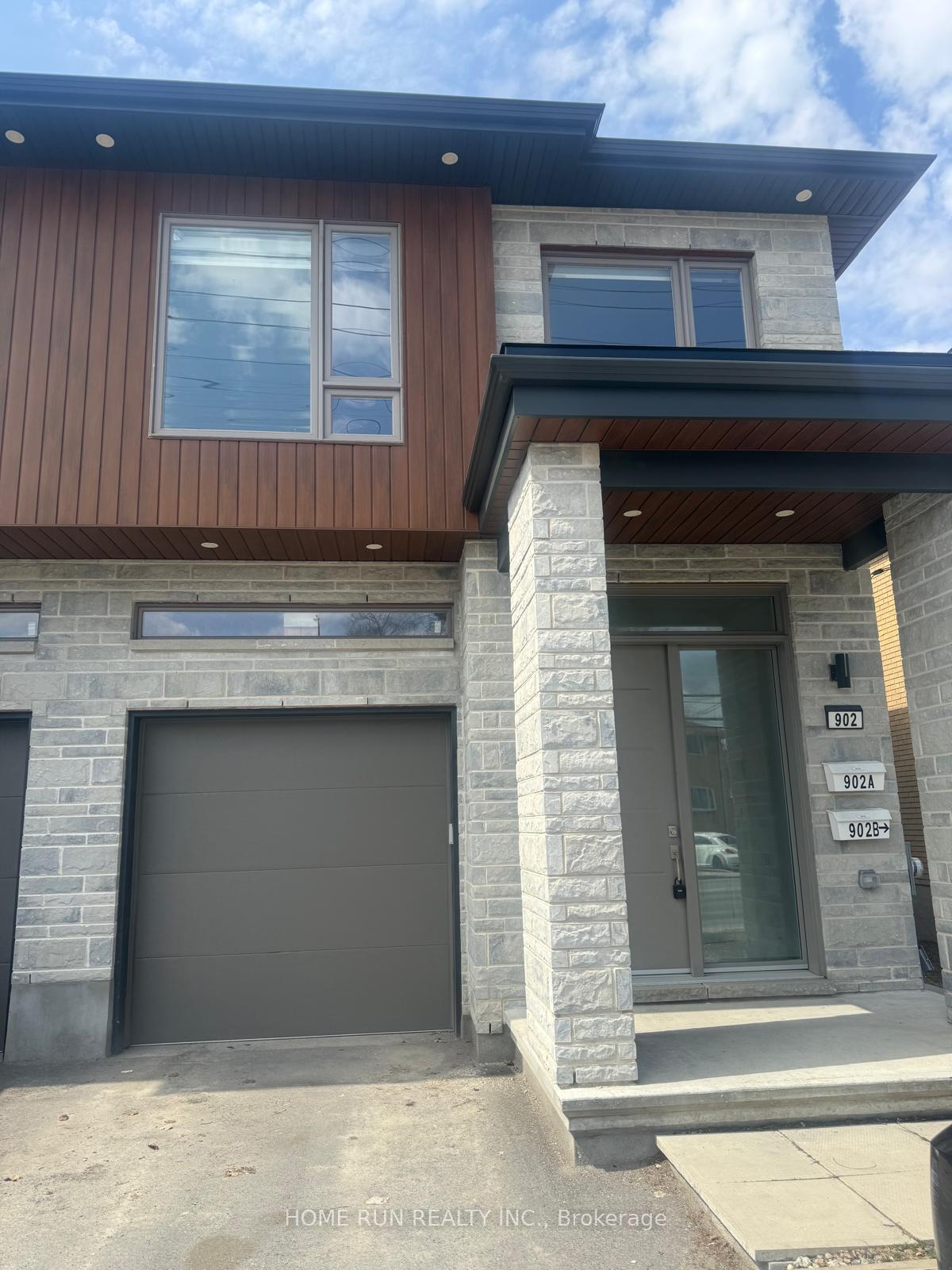 902-a-pinecrest-road-ottawa-ontario-x12958664