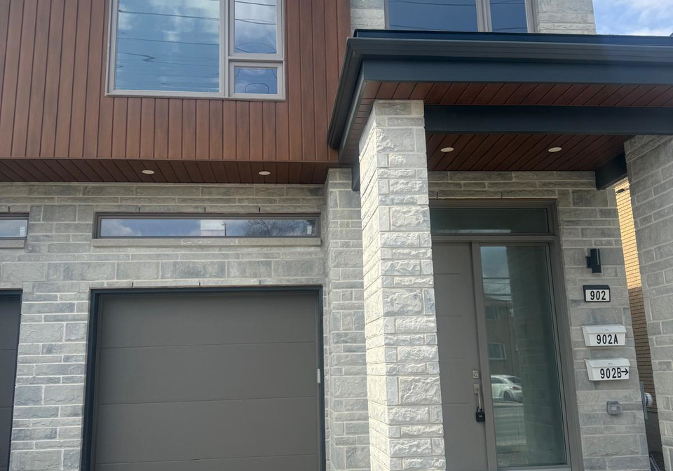 902-a-pinecrest-road-ottawa-ontario-x12958664