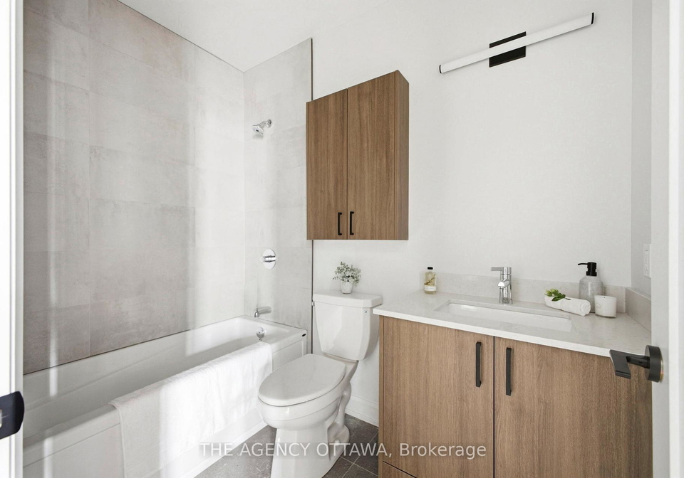 56-bayswater-avenue-ottawa-ontario-x12958702