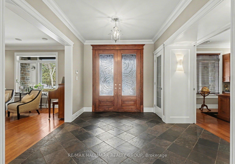 62-rebecca-crescent-ottawa-ontario-x12958972