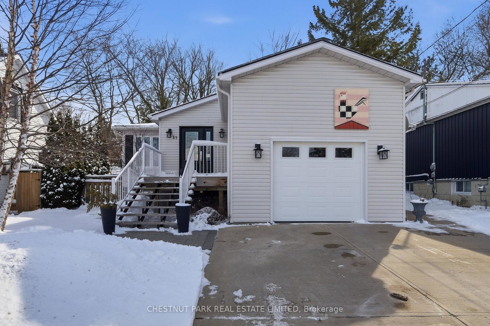37-ontario-street-prince-edward-county-ontario-x12959256