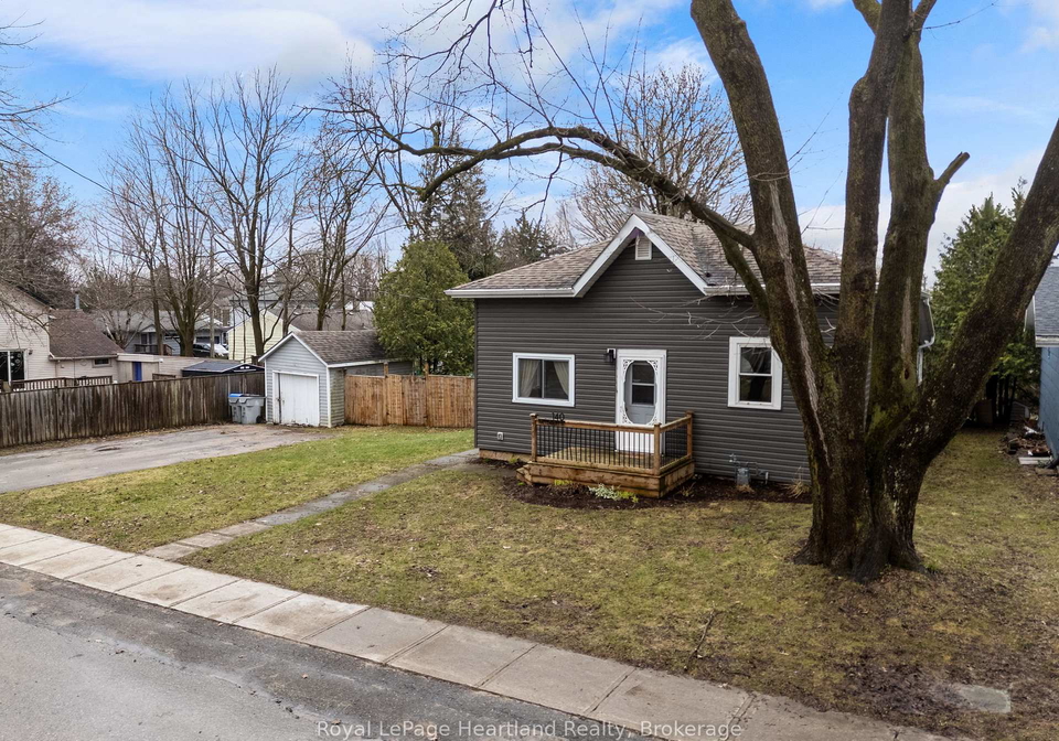 140-rattenbury-street-w-central-huron-ontario-x12959504