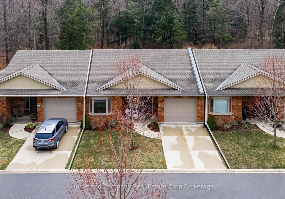 42-bayfield-mews-lane-bluewater-ontario-x12959644