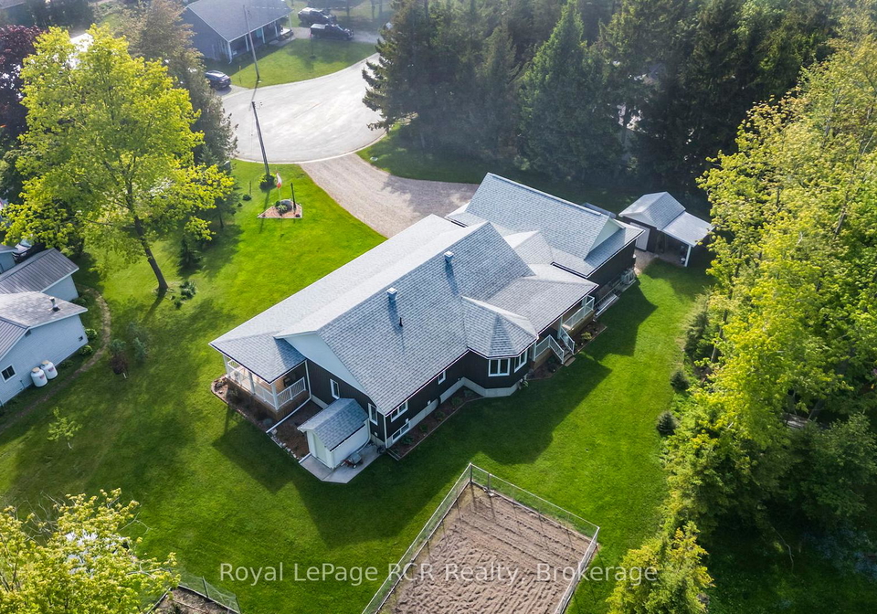 615-cayuga-crescent-huron-kinloss-ontario-x12959818