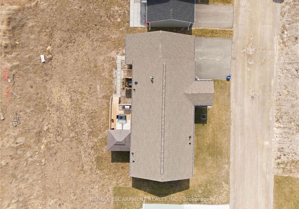20-hickory-hollow-haldimand-ontario-x12960044
