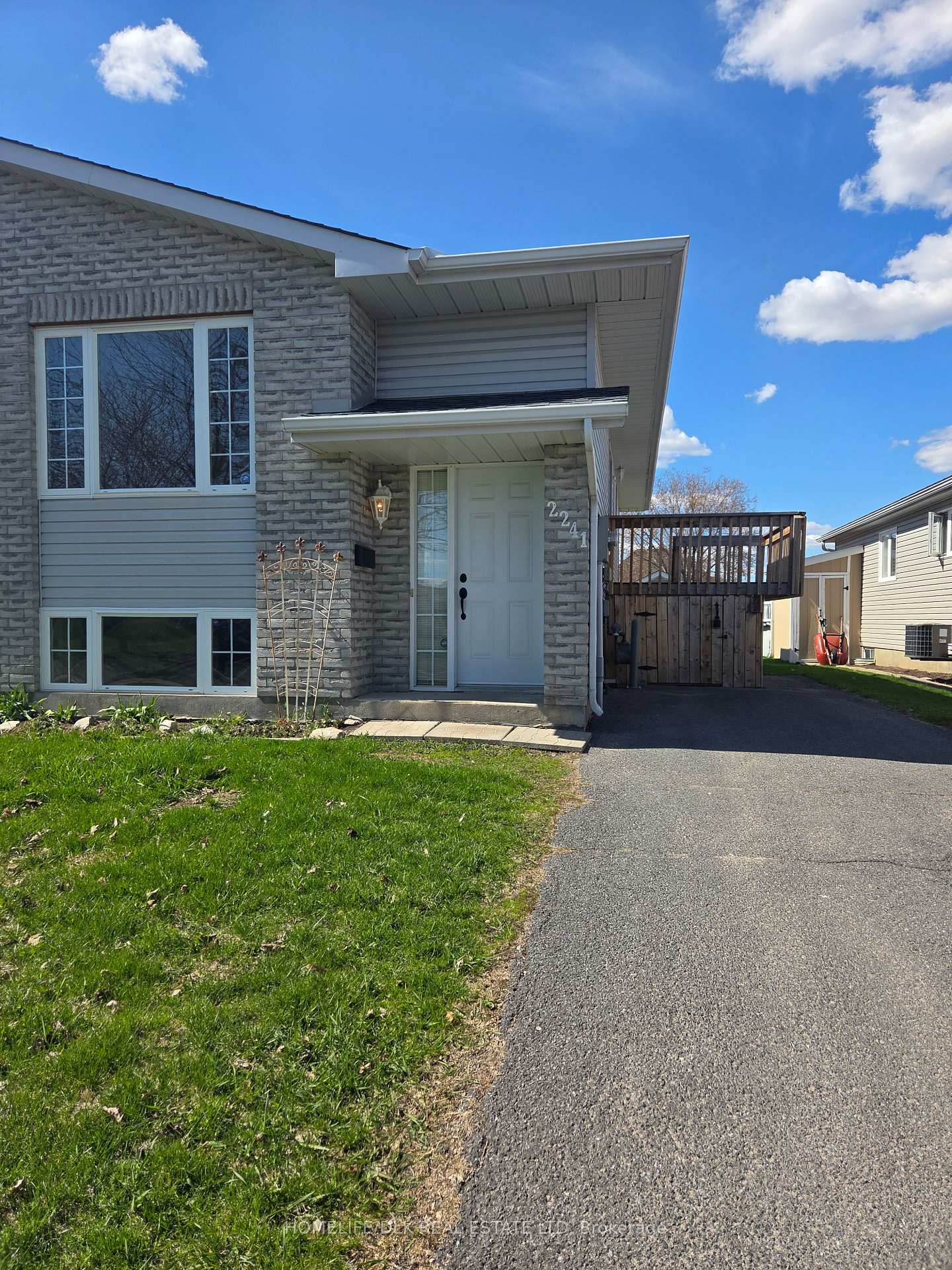 2241-glen-brook-drive-cornwall-ontario-x12960126