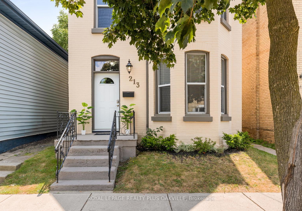 213-darling-street-brantford-ontario-x12960586