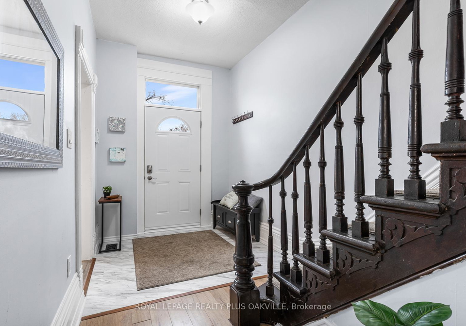 213-darling-street-brantford-ontario-x12960586