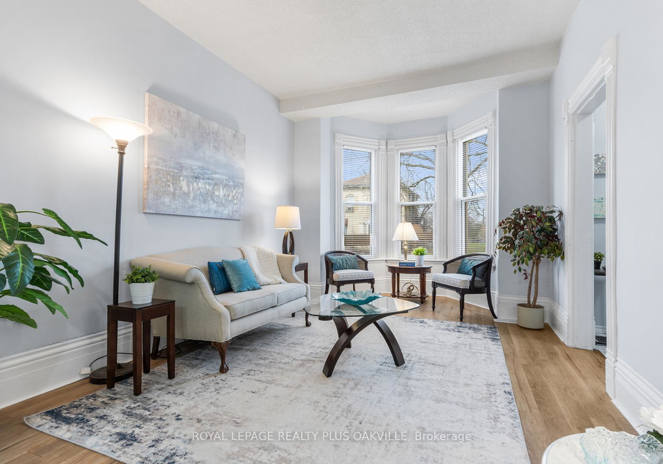 213-darling-street-brantford-ontario-x12960586