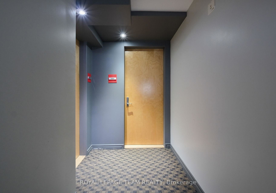 200-lett-street-ottawa-ontario-x12960600