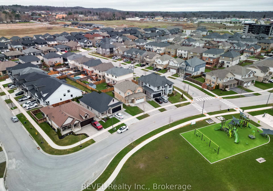 29-bergenstein-crescent-pelham-ontario-x12960824
