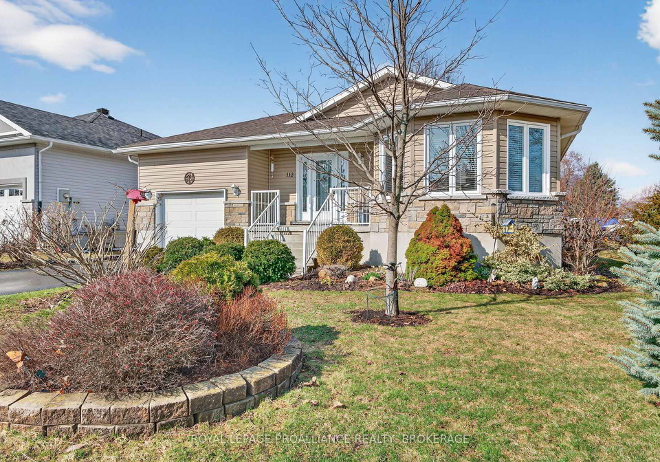 112-maplecroft-court-gananoque-ontario-x12960918