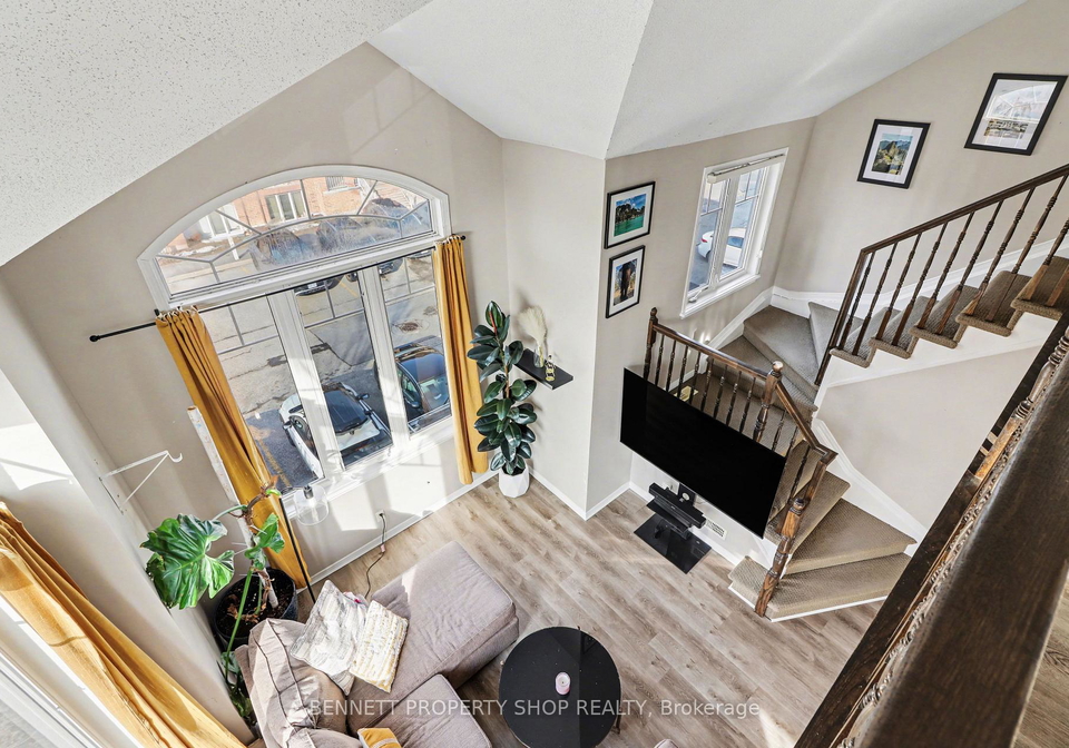 579-reardon-private-ottawa-ontario-x12961500