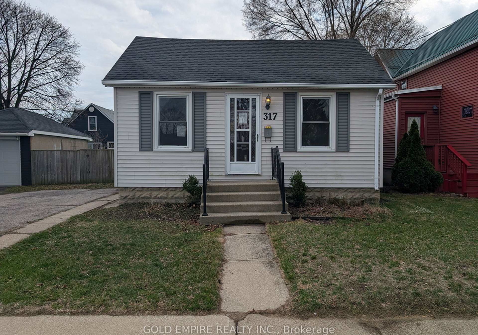 317-maxwell-street-sarnia-ontario-x12961706