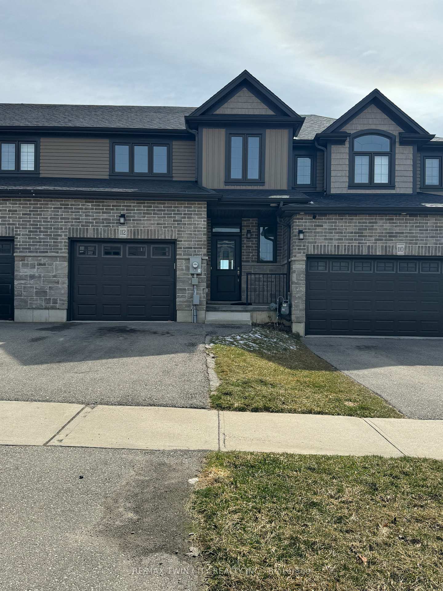 112-links-crescent-woodstock-ontario-x12961860
