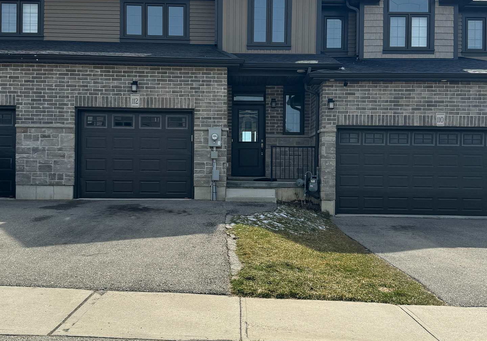 112-links-crescent-woodstock-ontario-x12961860