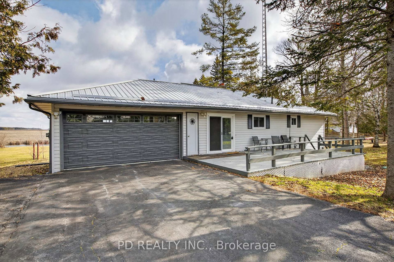 200-charlore-park-drive-kawartha-lakes-ontario-x12962642