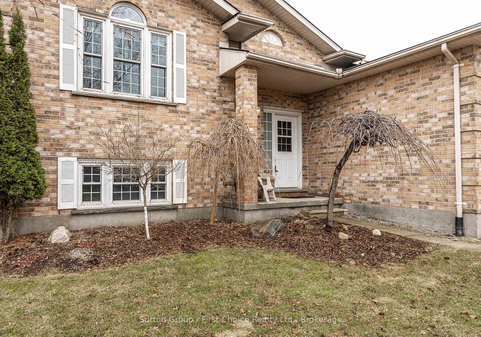 27-mcqueen-court-stratford-ontario-x12962760