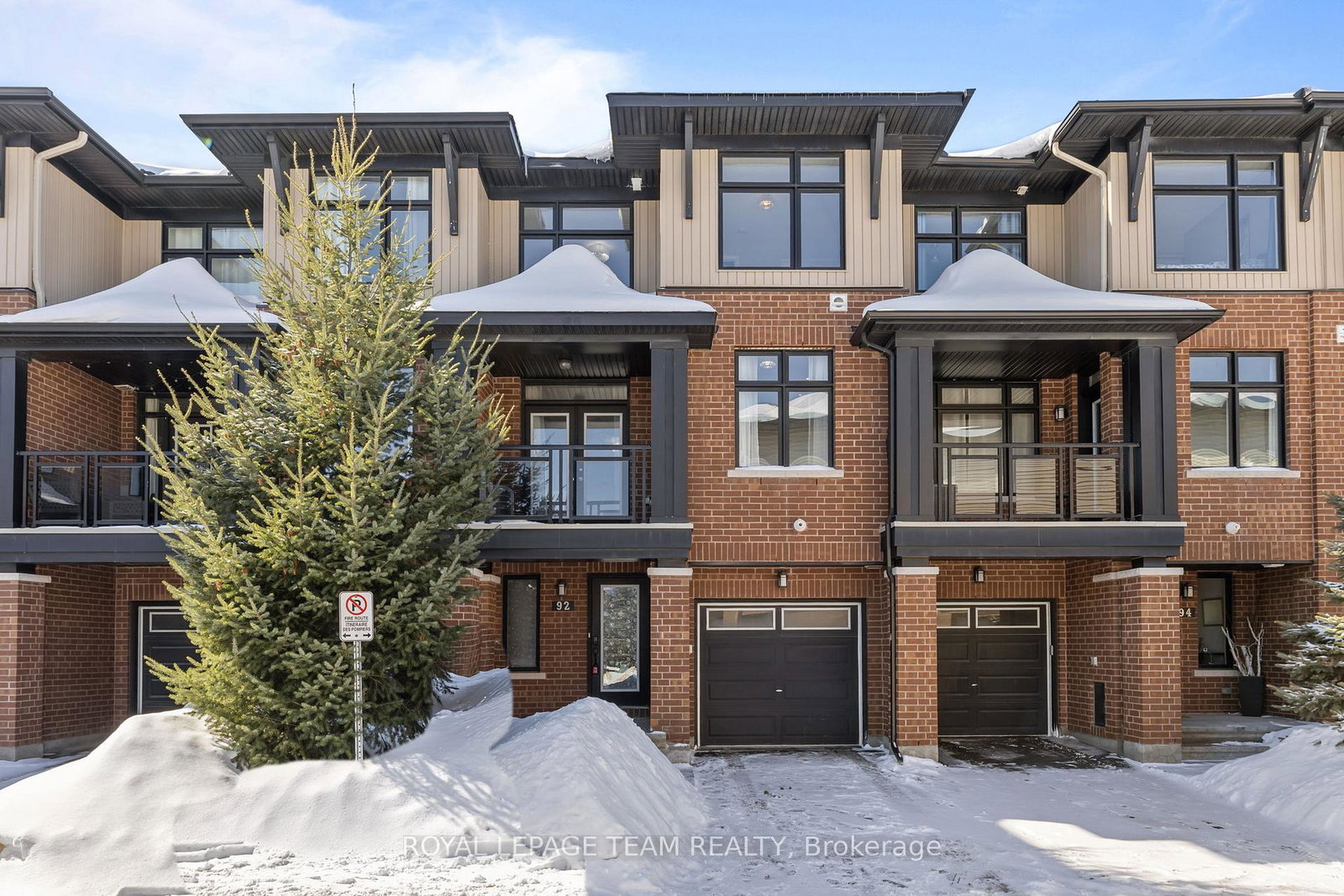92-stockholm-private-ottawa-ontario-x12962828