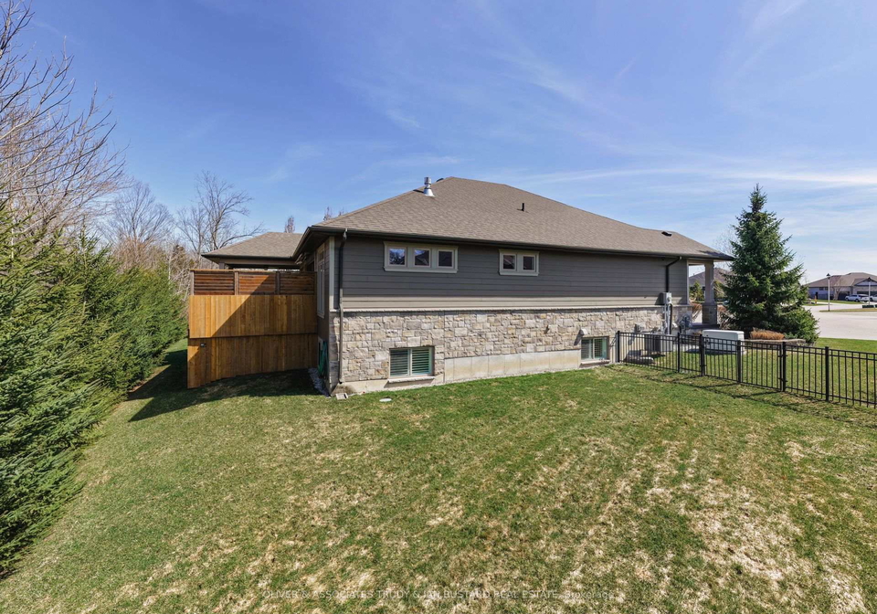 46-erin-place-lambton-shores-ontario-x12962932