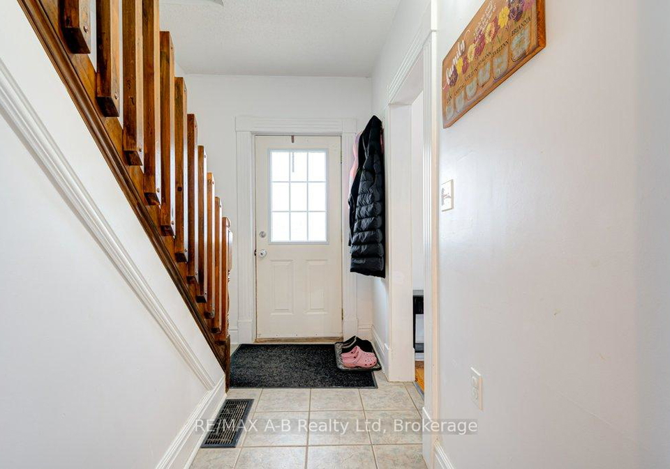 21-college-street-stratford-ontario-x12962996