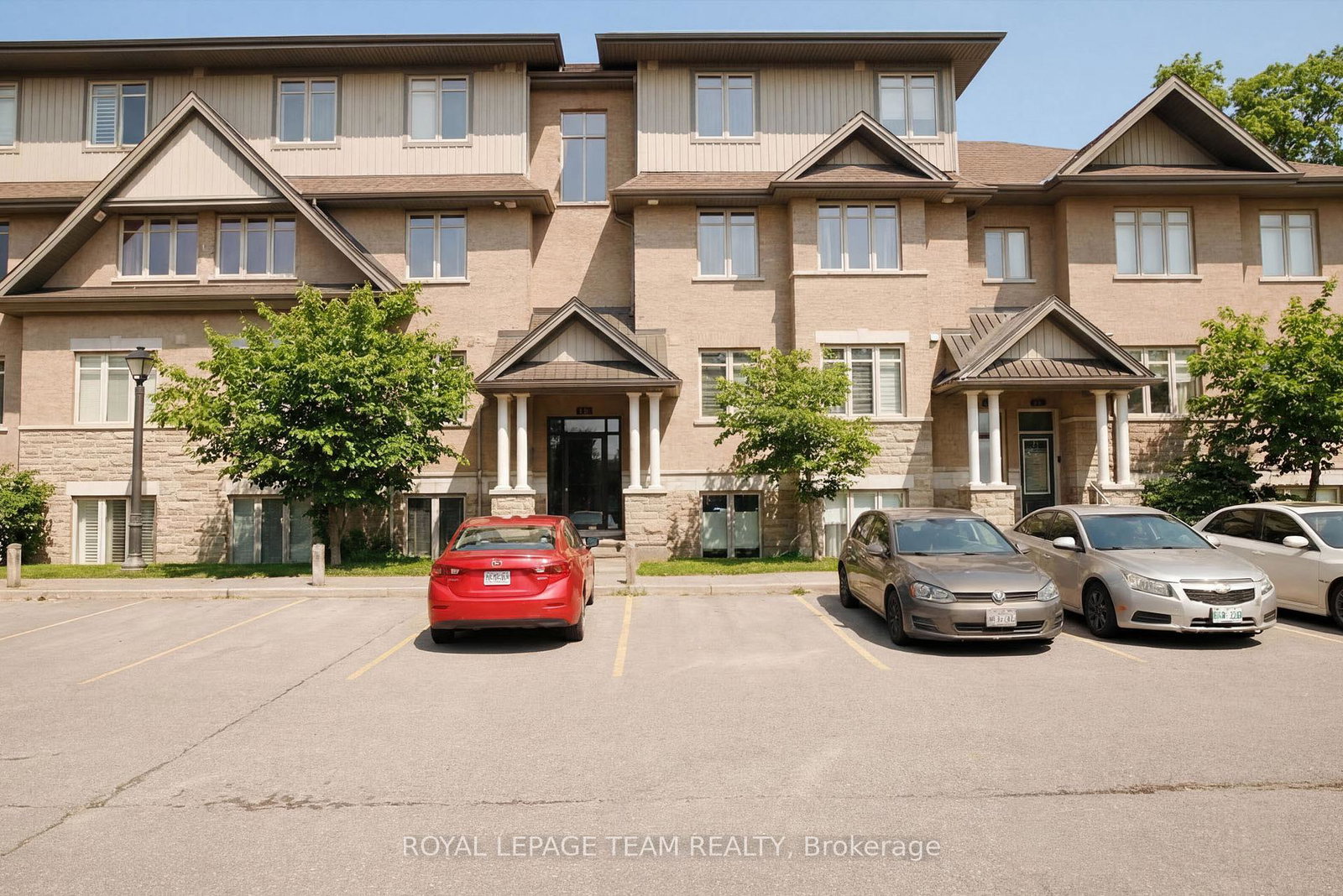 19-tadley-private-ottawa-ontario-x12963158