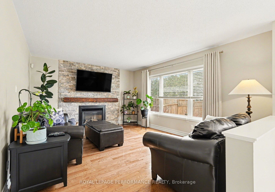 992-ballantyne-drive-ottawa-ontario-x12963384