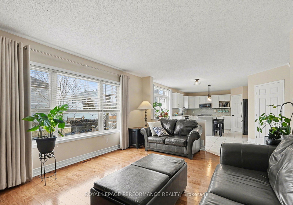 992-ballantyne-drive-ottawa-ontario-x12963384
