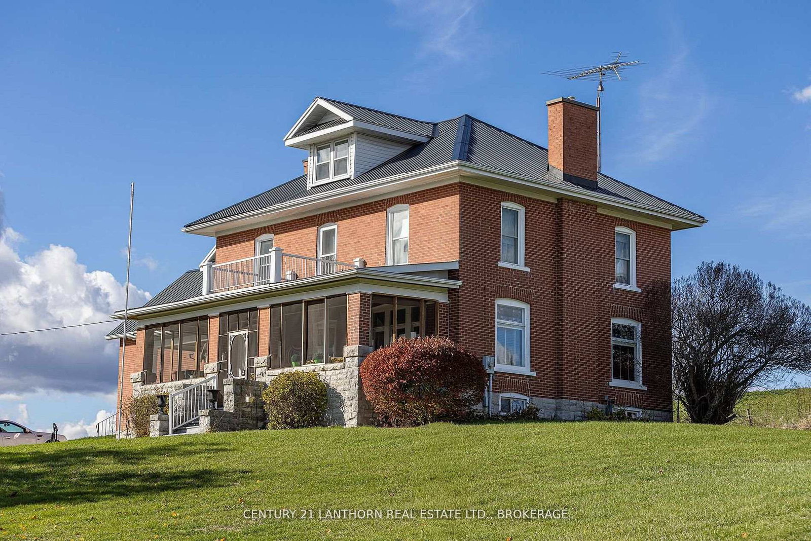 530-main-street-greater-napanee-ontario-x12963794
